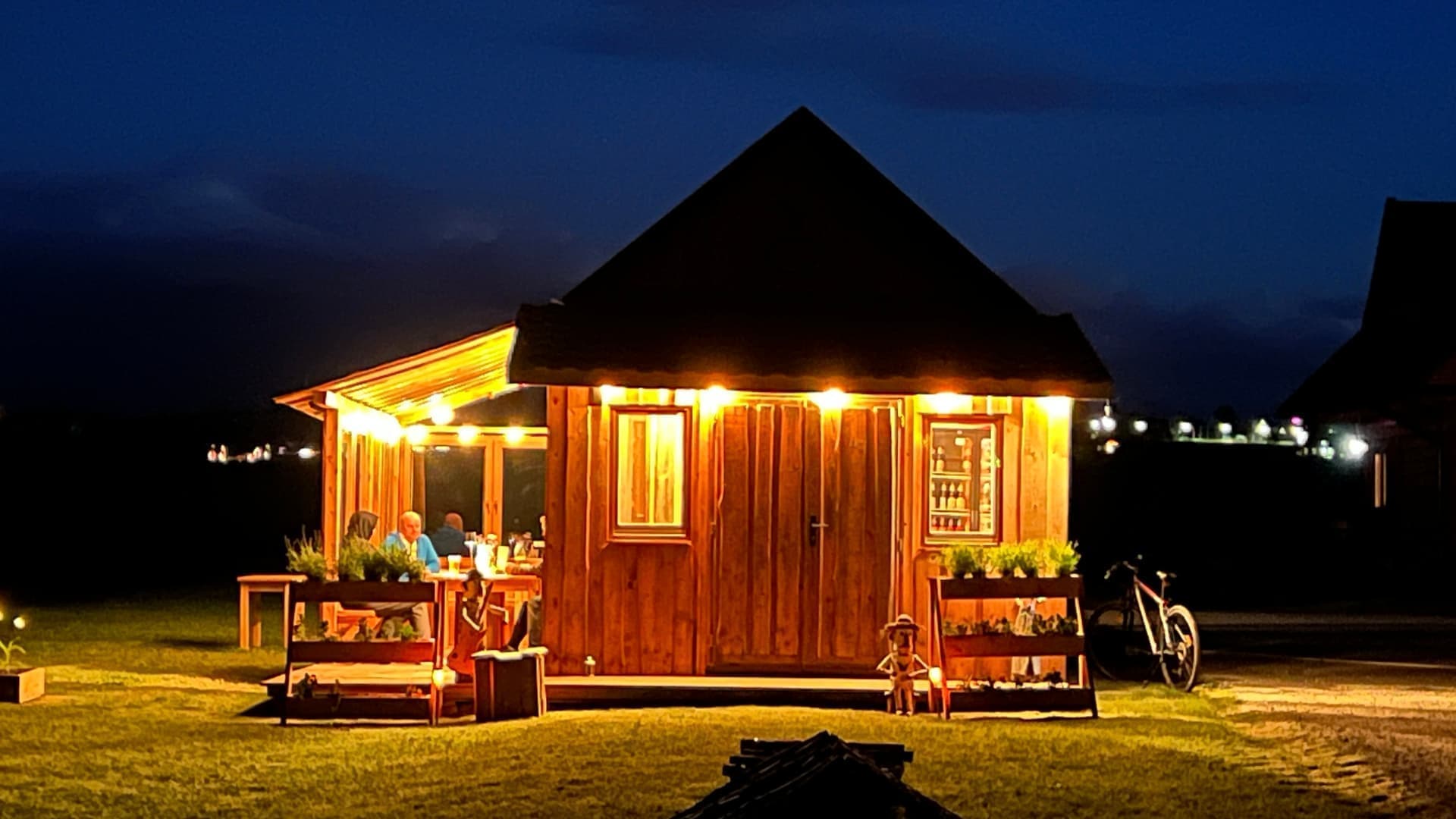 Szopka Smaków nocą